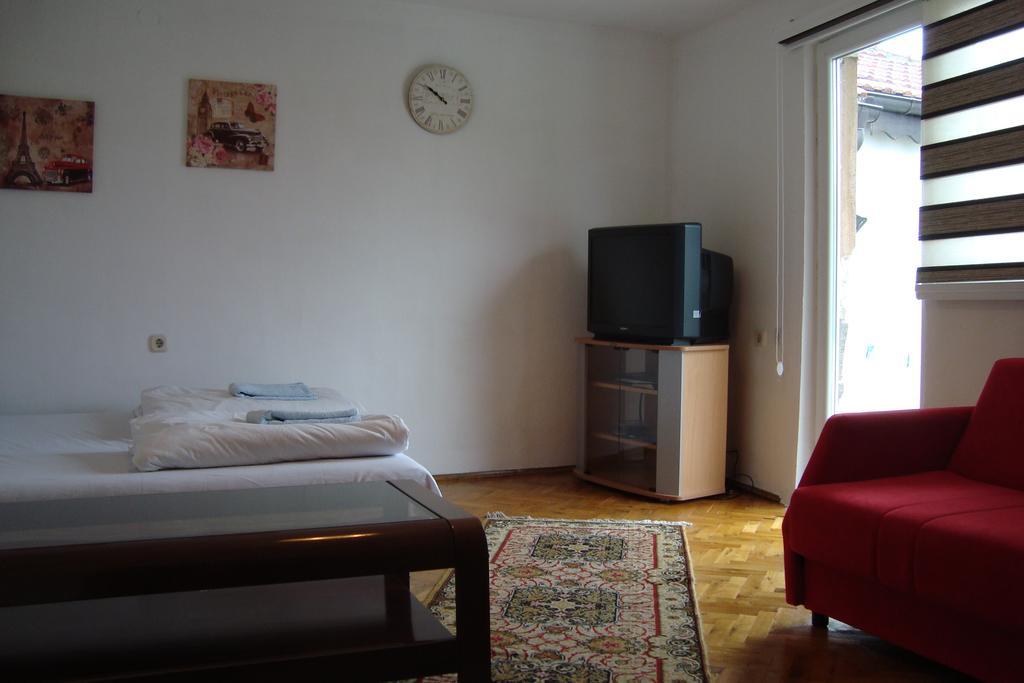 Guest House Dzemo Сараево Экстерьер фото